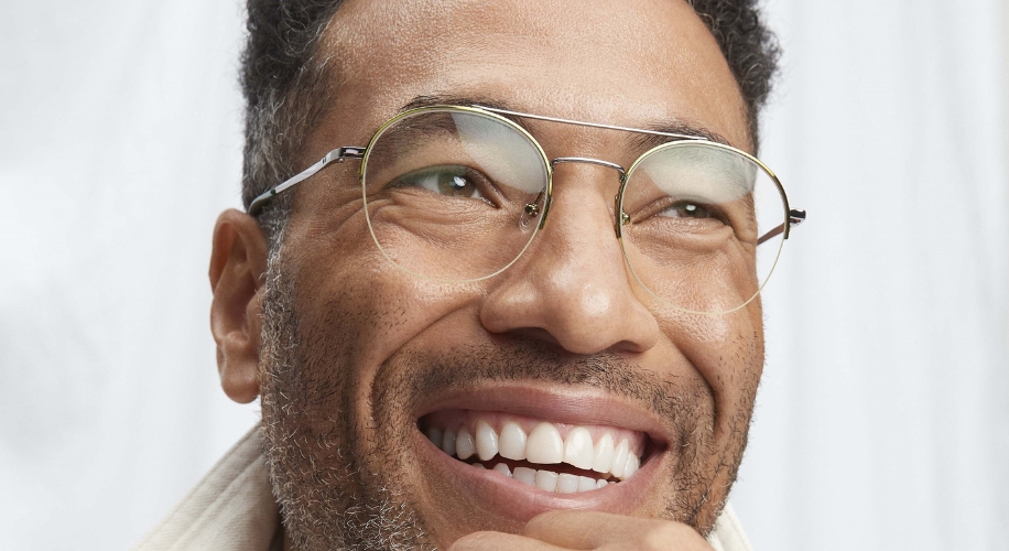 frames on glasses